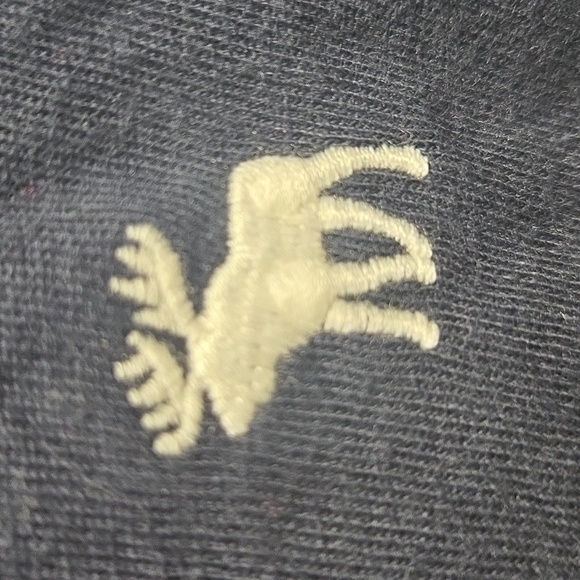 A&F Basic V Neck Tee - Picture 3 of 3